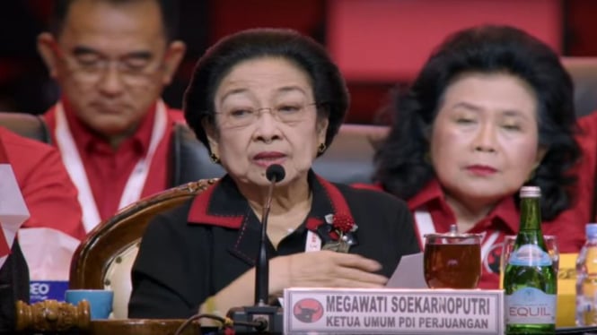 Megawati Soekarnoputri: Tidak Mungkin Banteng Kalah!