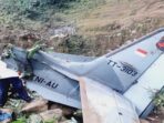 Bangkai Pesawat Super Tucano Dipotong dan Diangkat ke Pangkalan Udara Abdul Rachman Saleh