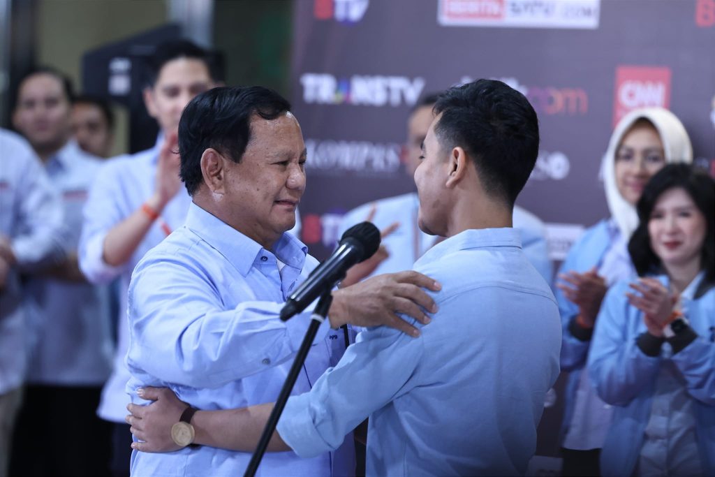 Prabowo Memuji Penampilan Mengagumkan Gibran dalam Debat Pilpres 2024