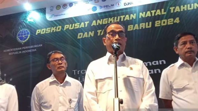 Menteri Perhubungan, Budi Karya Imbau Masyarakat Untuk Menghindari Kemacetan saat Arus Balik Libur Nataru Tanggal 1-2 Januari 2024