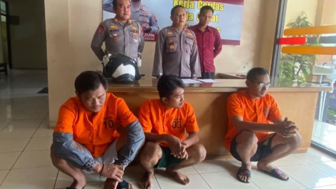 Tiga Pria Mabuk Melakukan Kekerasan kepada Pegawai Alfamart hingga Babak Belur Karena Tidak Diberi Palak Uang Rp50 Ribu