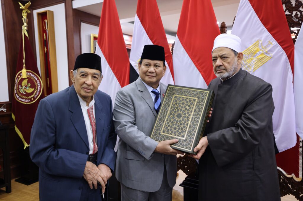 Grand Imam of Al Azhar Prays for Prabowo Subianto’s Successful Leadership in Indonesia