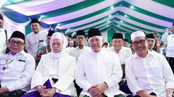 Gus Kikin dipilih sebagai Ketua PWNU Jatim setelah Pengasuh Pesantren Tebuireng dipilih