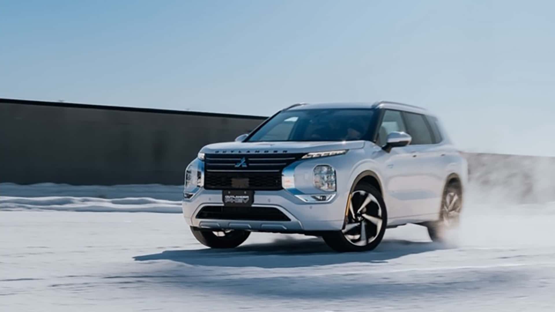 2025-mitsubishi-outlander-phev.jpg