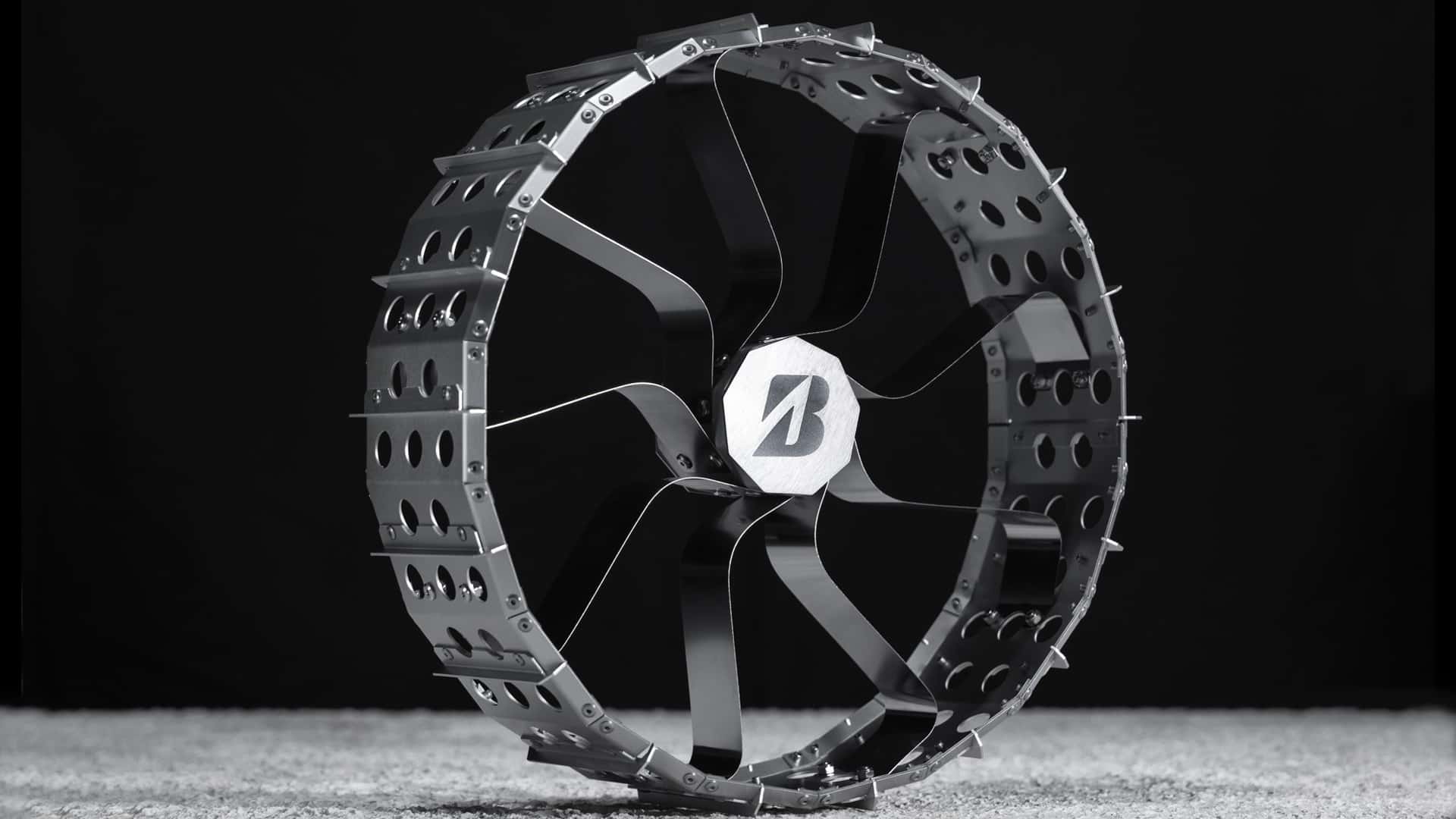 bridgestone-lunar-rover-tire-concept.jpg