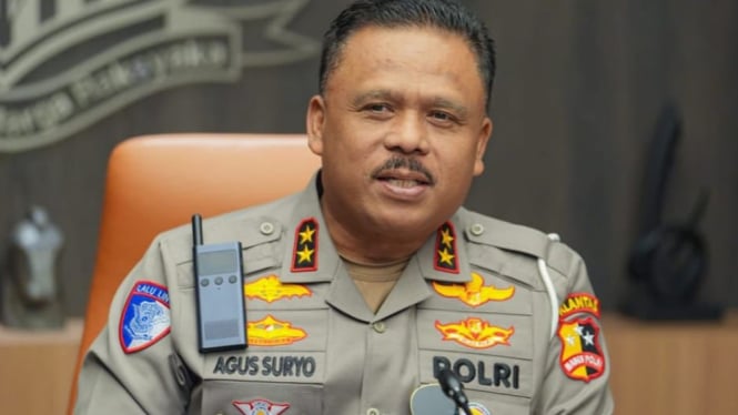 67ff34117a936-kakorlantas-polri-jadikan-operasi-ketupat-2025-evaluasi-untuk-operasi-tahun-depan_665.jpeg