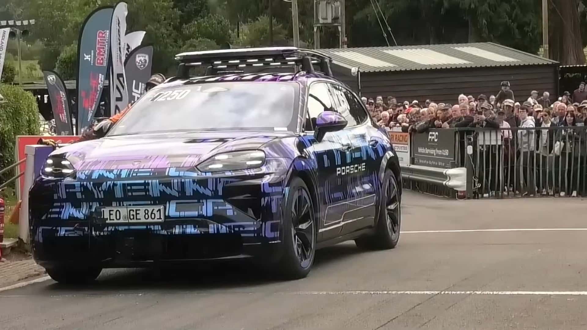 porsche-cayenne-ev-prototype.jpg
