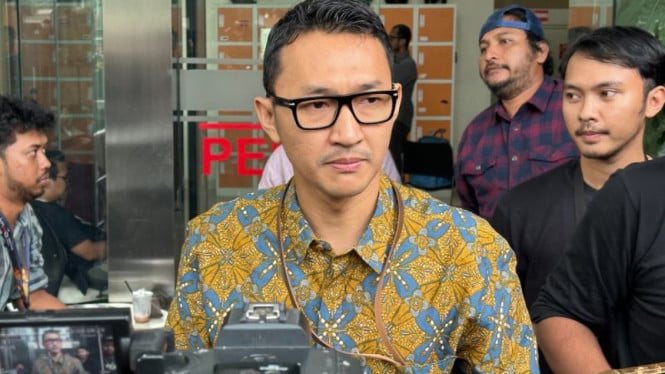 688c69ed334aa-juru-bicara-kpk-budi-prasetyo-di-gedung-merah-putih-kpk_665_374.jpg