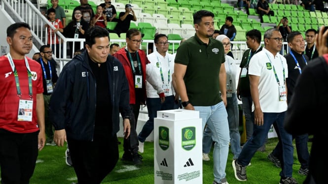 68c4fc464ee08-gubernur-sumut-dan-ketua-pssi-membuka-pegadaian-championship-2025_665_374.jpeg